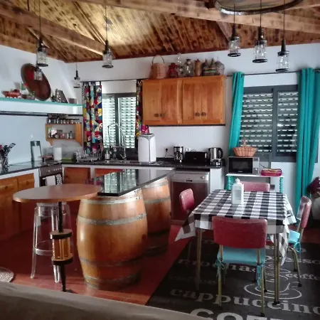 Casa Fitz Holiday home Santa Luzia (Sao Roque do Pico)